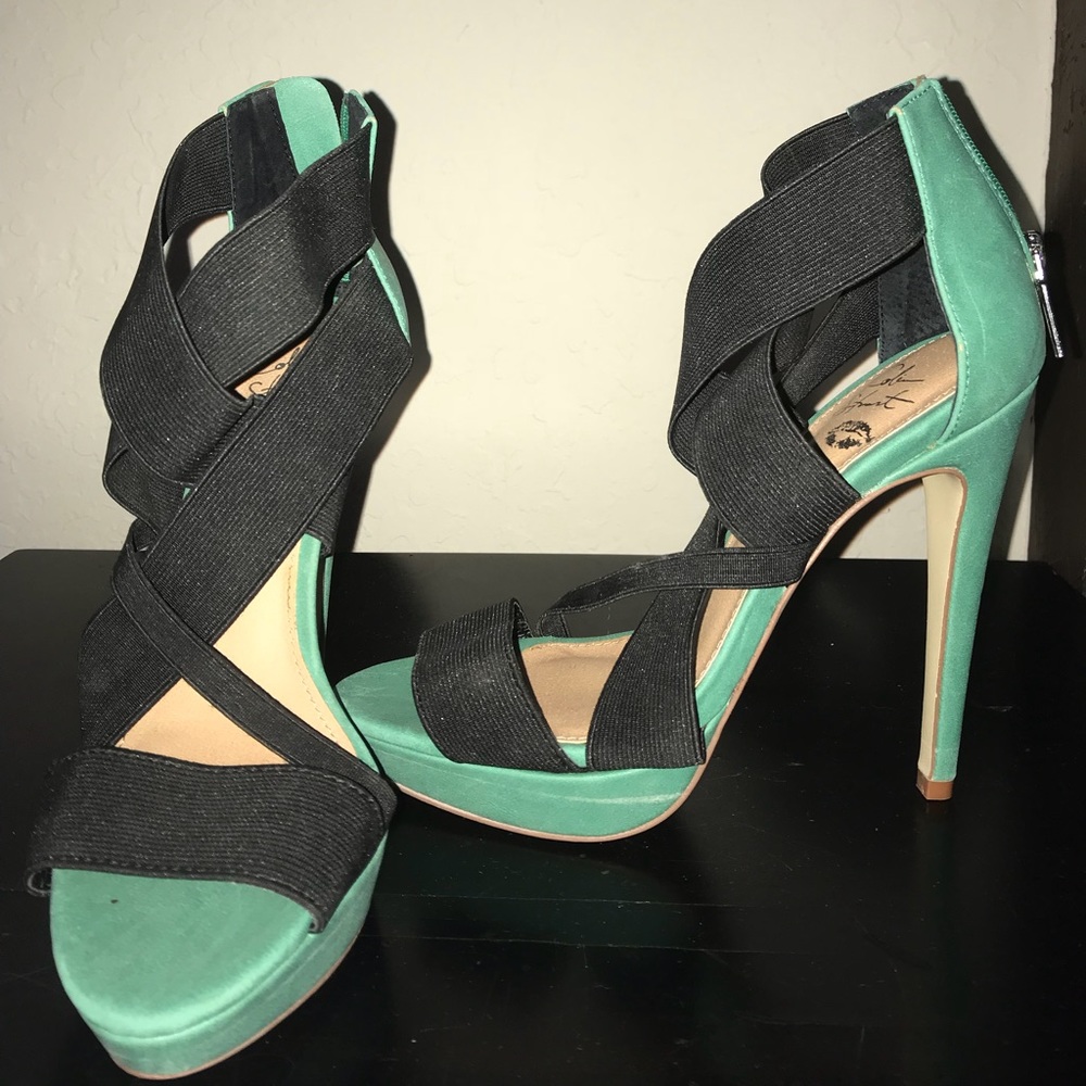 colin stuart heels